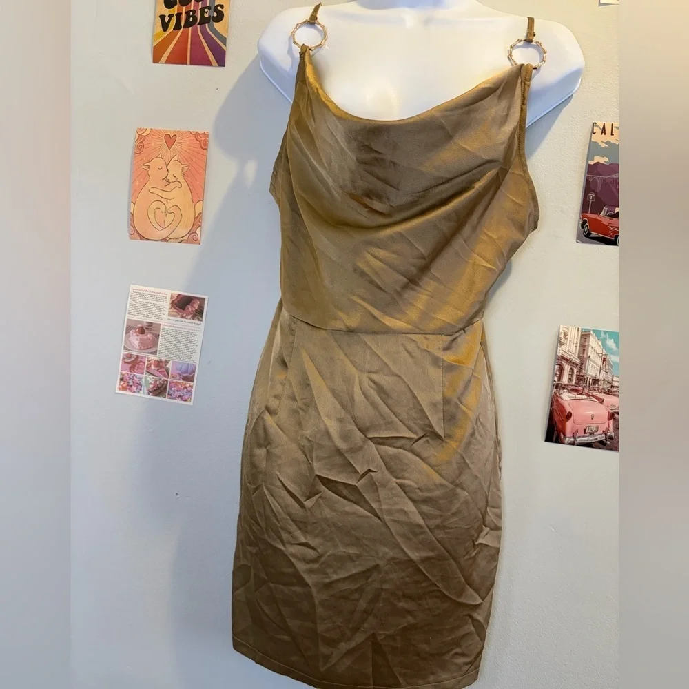PrettyLittleThing Gold Backless Dress - Picture 1 of 4